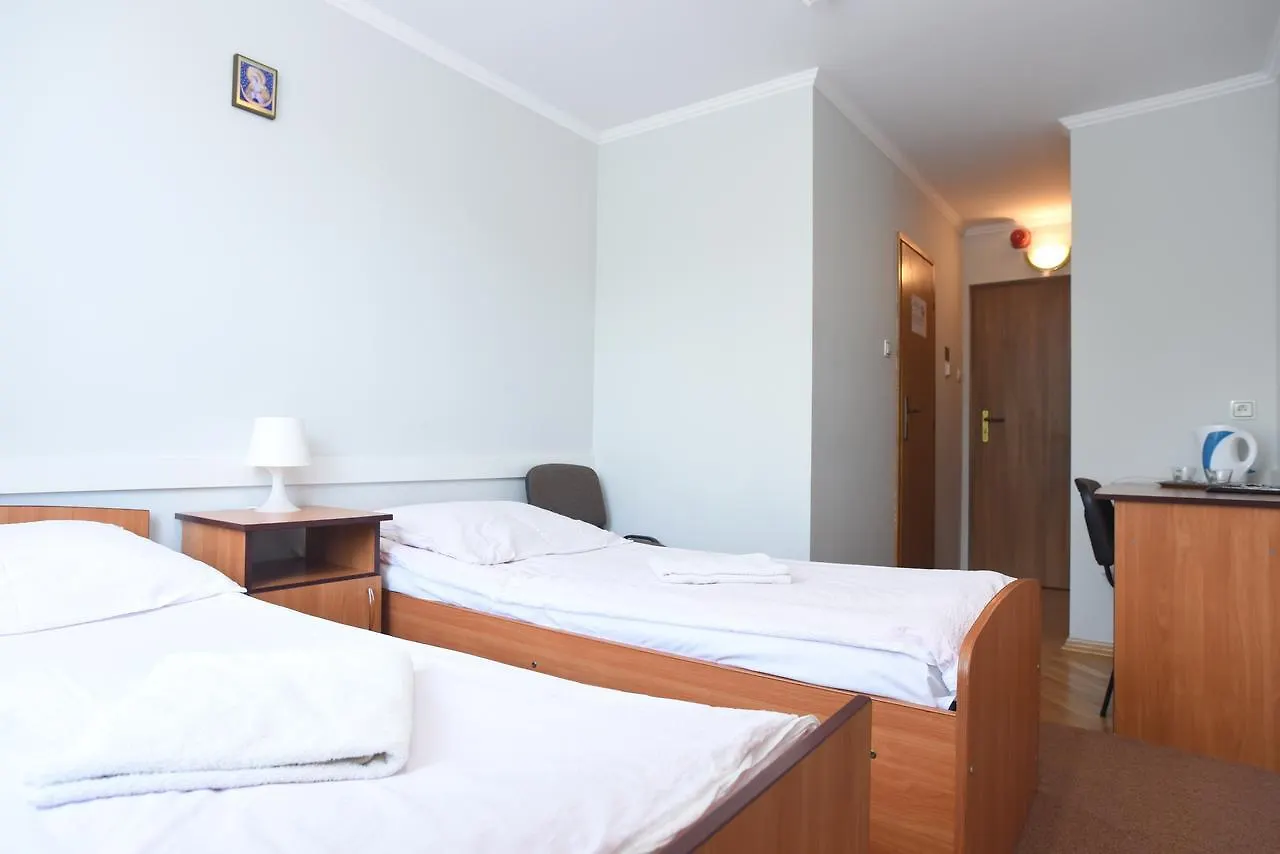 Hotel Dobre Miejsce Dom Rekolekcyjny Warszawa 2*,  Polska
