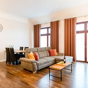 apartamenty-rynek-50-w-sercu-wroclawia-120m2-r504.hotelswroclaw.com/