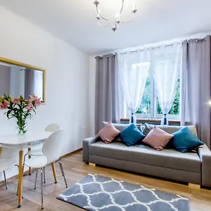 Apartament Clicktheflat Avenue Place, Warszawa