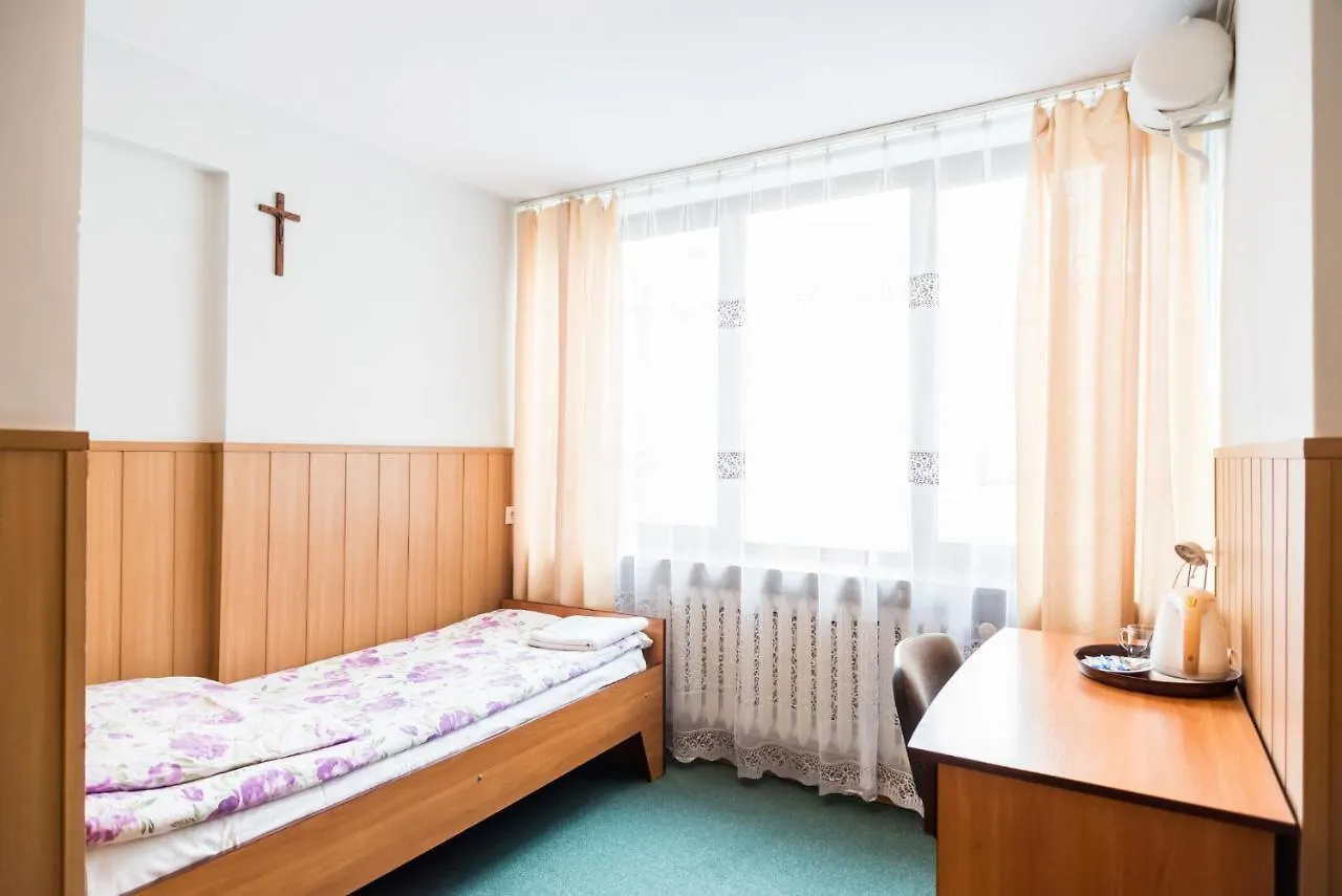 Hotel Dobre Miejsce Dom Rekolekcyjny Varsovia Parque de vacaciones